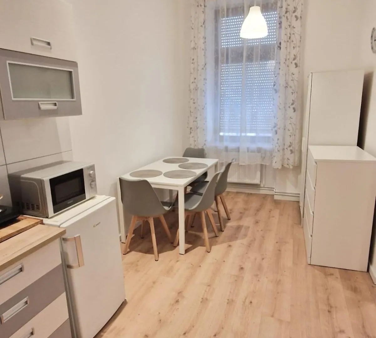 Family Studio Apartment For 4 Берлин