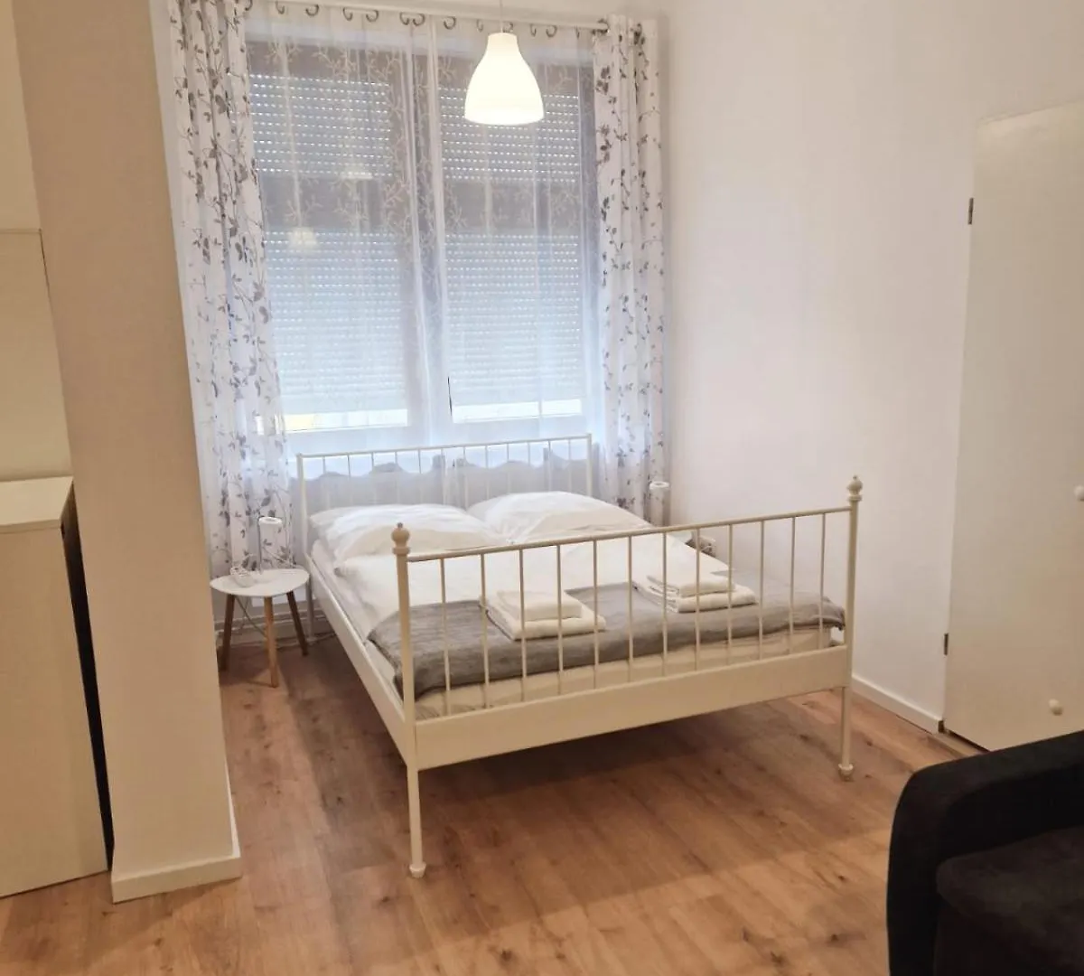 Family Studio Apartment For 4 Берлин