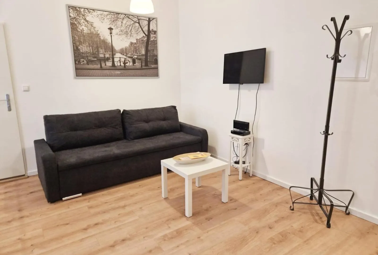 Family Studio Apartment For 4 Берлин Германия
